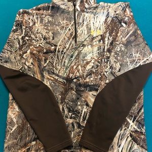 Under Armour Mossy Oak 1/4 zip pullover